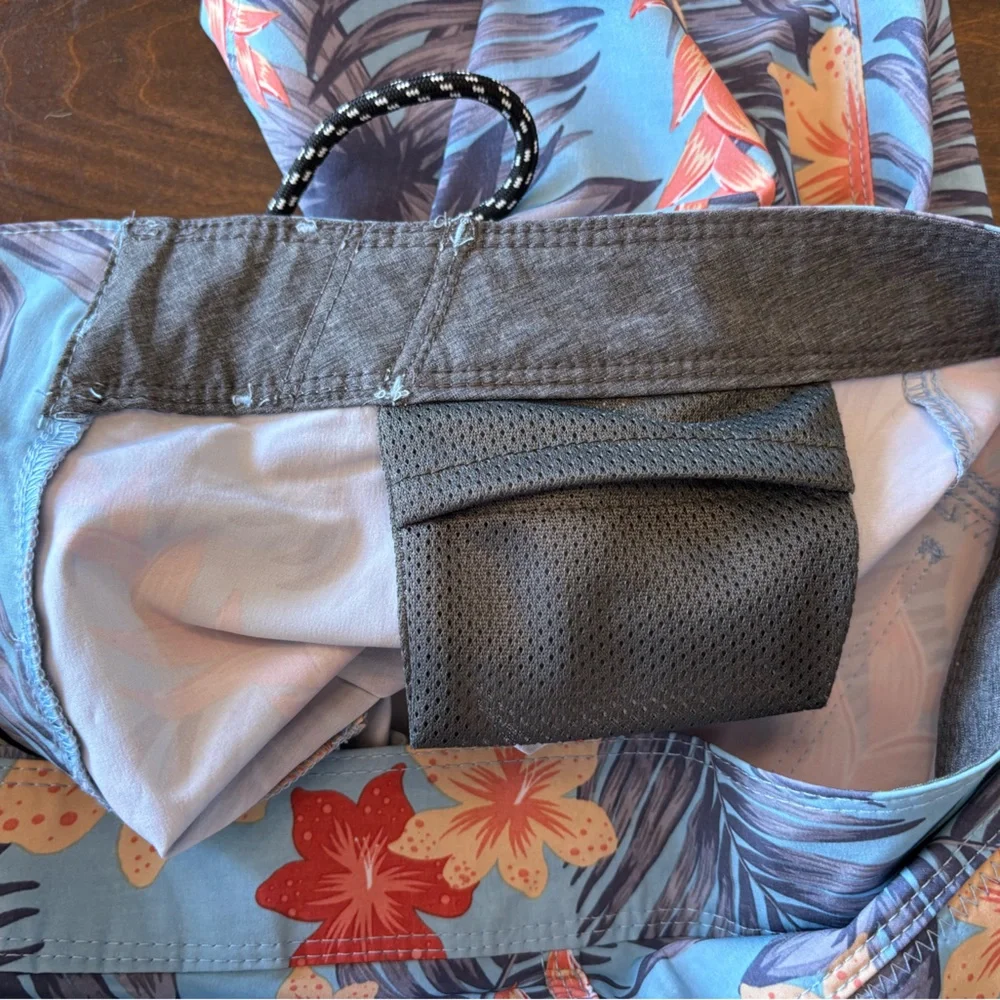 Hurley Men's Floral Board Shorts - Light Blue and Orange - Picture 5 of 5